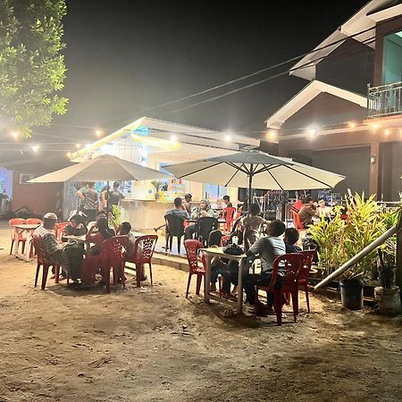 Perhentian Mama'S Hotel Kampong Pasir Hantu Eksteriør billede