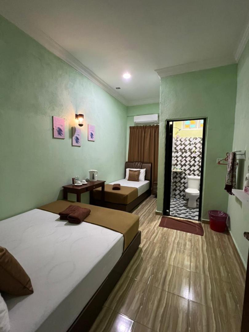 Perhentian Mama'S Hotel Kampong Pasir Hantu Eksteriør billede