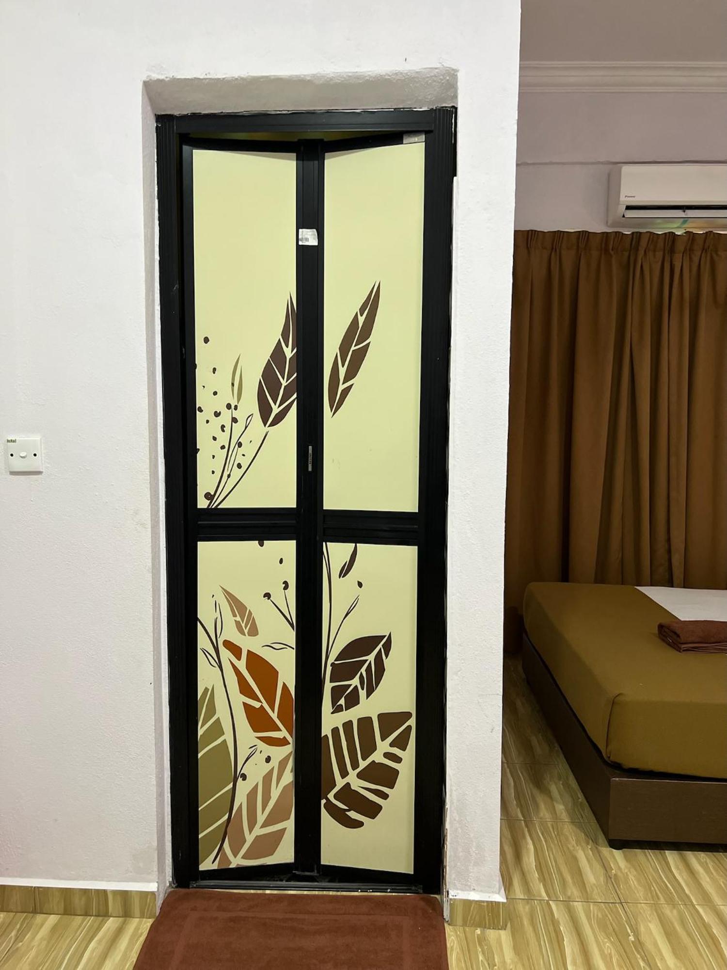 Perhentian Mama'S Hotel Kampong Pasir Hantu Eksteriør billede